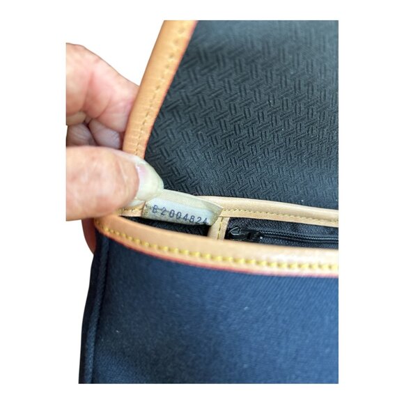 DOONEY & BOURKE NAVY BLUE FABRIC CROSSBODY PURSE FRONT FLAP INTERIOR POCKET - Picture 7 of 8